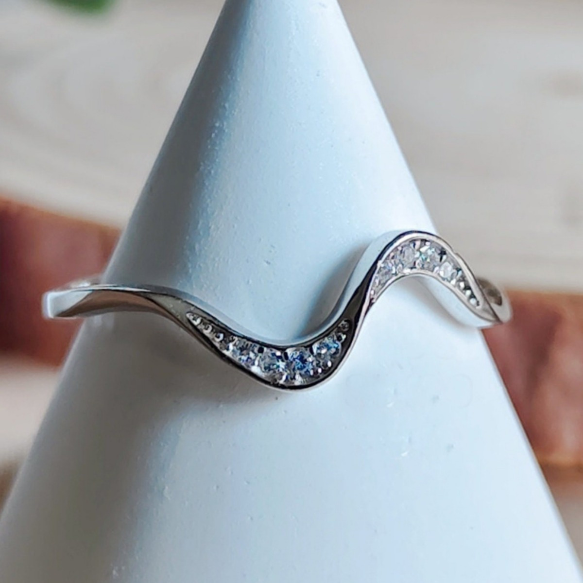 Women's Plated Wave Thin Stackable Ring, Minimalist