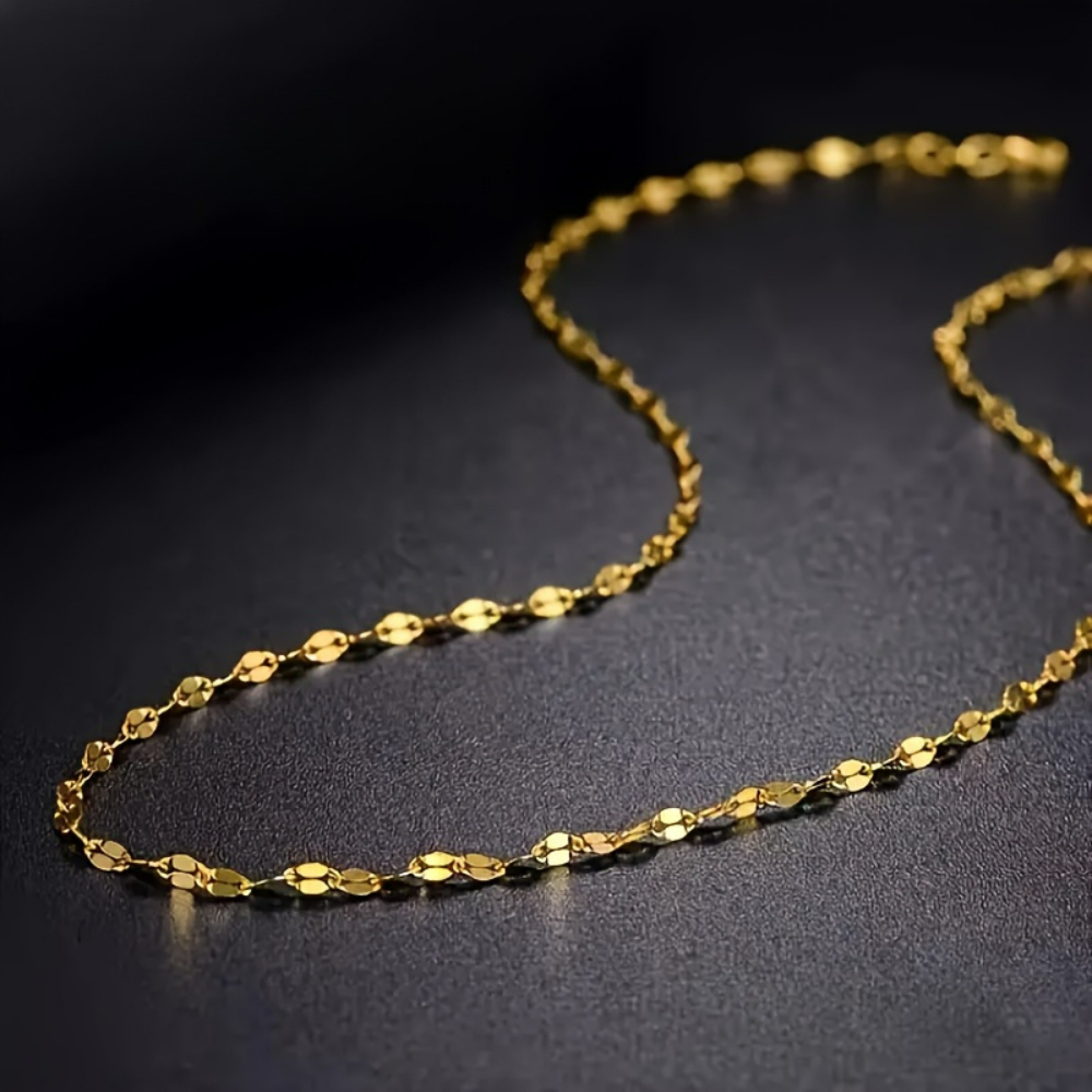Women's Glossy Golden Lip Pendant Necklace, Exquisite Gift