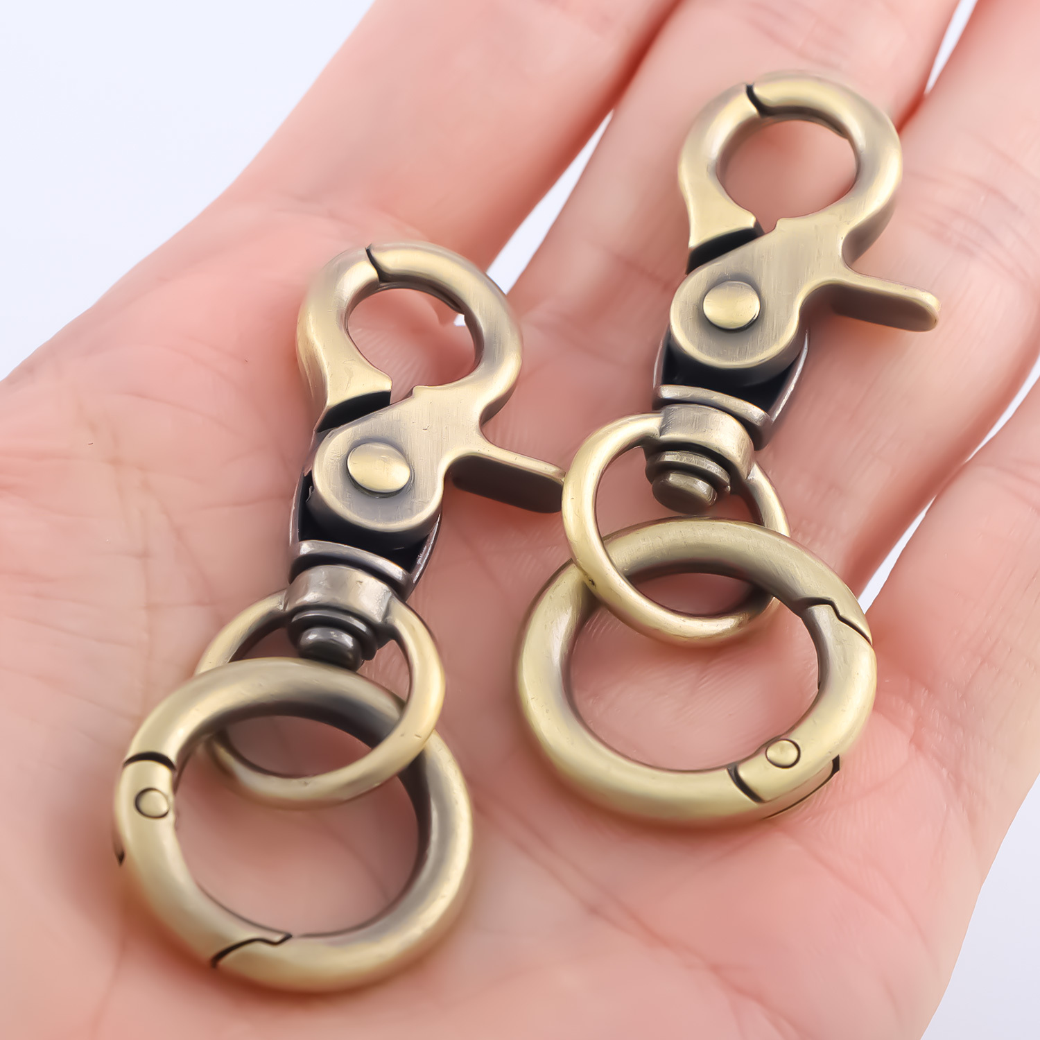 2pcs Metal Keychain Hook Car Keychain Accessories Keychain Ring Outdoor Keychain Accessories