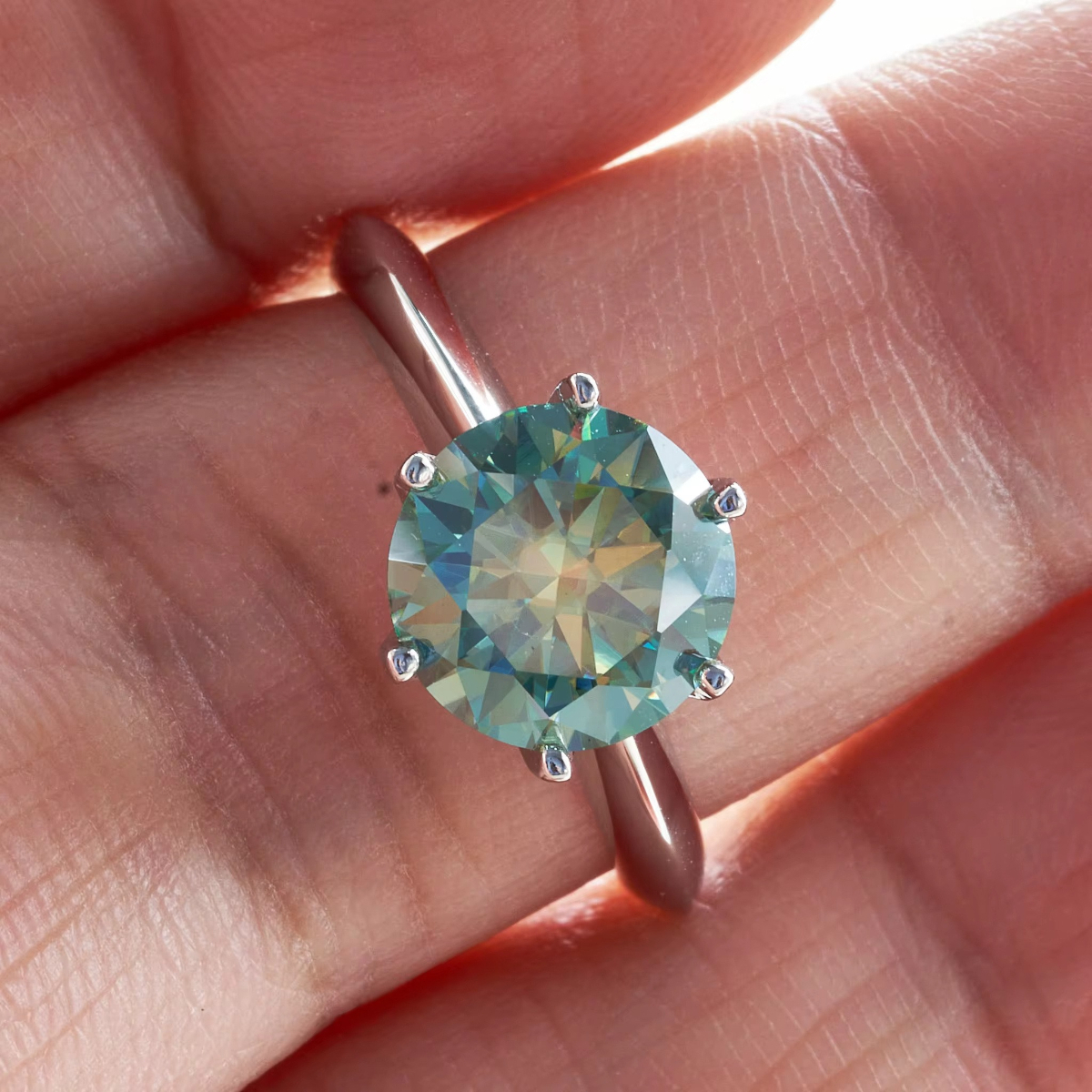 Women's 5.0 Carat Exquisite Turquoise Synthetic Moissanite Ring