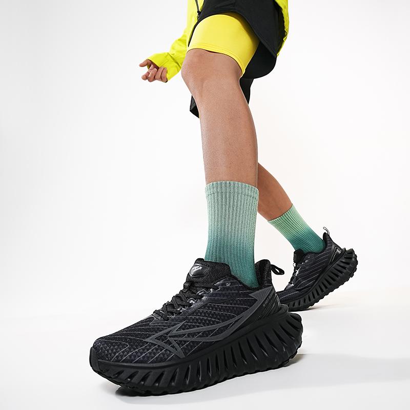 Men'S Casual Sports Footwear Available in White, Black, Blue, And Green, Sizes 36 to 46. These Shoes Are Lightweight, Breathable, And Designed for Comfort During Everyday Use And Outdoor Activities