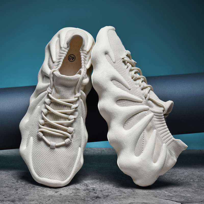 Fashionable and Trendy High-Quality Men's Casual Sneakers