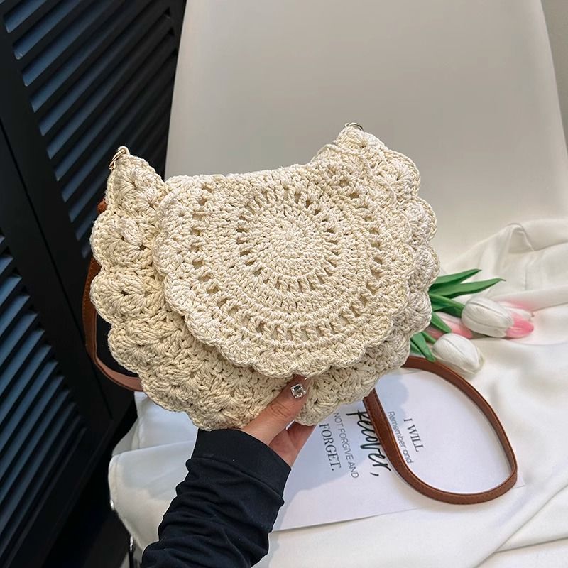Image of Women's Tote Bag - 2026 New Lace Round Versatile Shoulder Bag For Summer Trends - Beach Resort Bag - Gift For Ladies