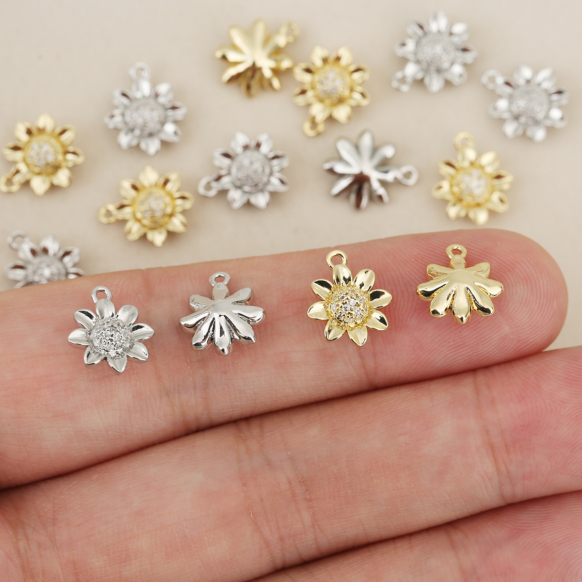 3pcs Floral Shaped Copper Inlaid Zirconia Pendant Set