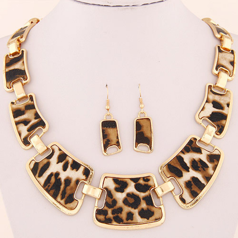 TEMU 2pcs Set: 1 Necklace + 1 Pair Of Stud Earrings, Hot-selling Fashionable Leopard Print Versatile Geometric Necklace And Earrings Set, For A , Perfect For Easter, Graduation Season, And
