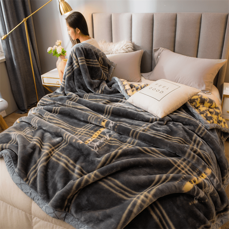 heavy winter plush fleece blanket   soft   king size korean mink blanket 2 ply reversible   bed blanket luxurious feel multi size   decor   gift for christmas office family suitable for 25 scenes and 36 festivals Product details 1