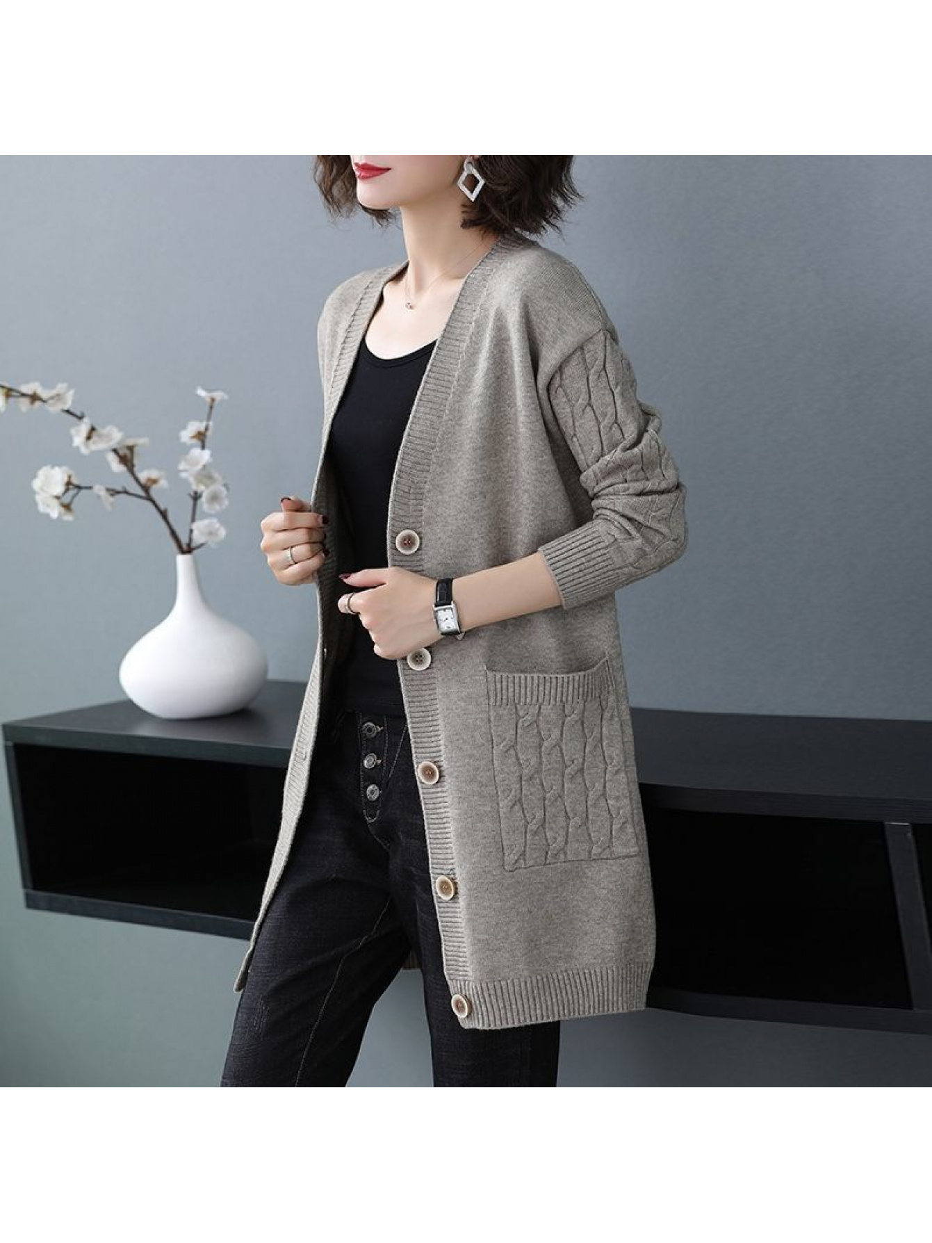 A New Style 2023 Womens Cardigan Length Loose Fitting