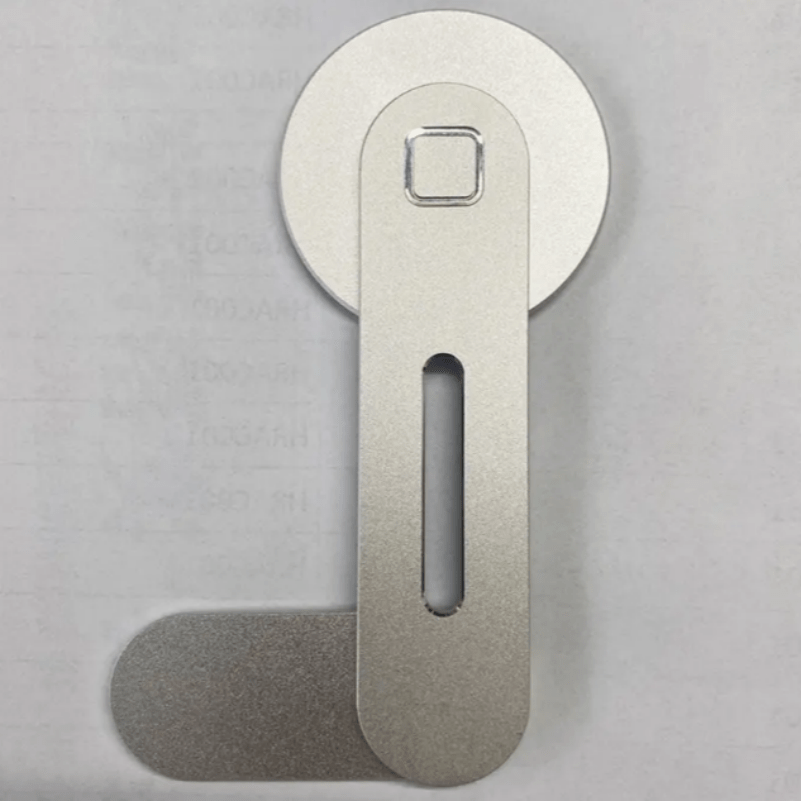 A Lightweight And Portable Magnetic Phone Stand, Compatible with All Phone Models, Rotatable, Waterproof And Rustproof, Adjustable Side Mount for Monitors, Designed for Laptop Expansion.