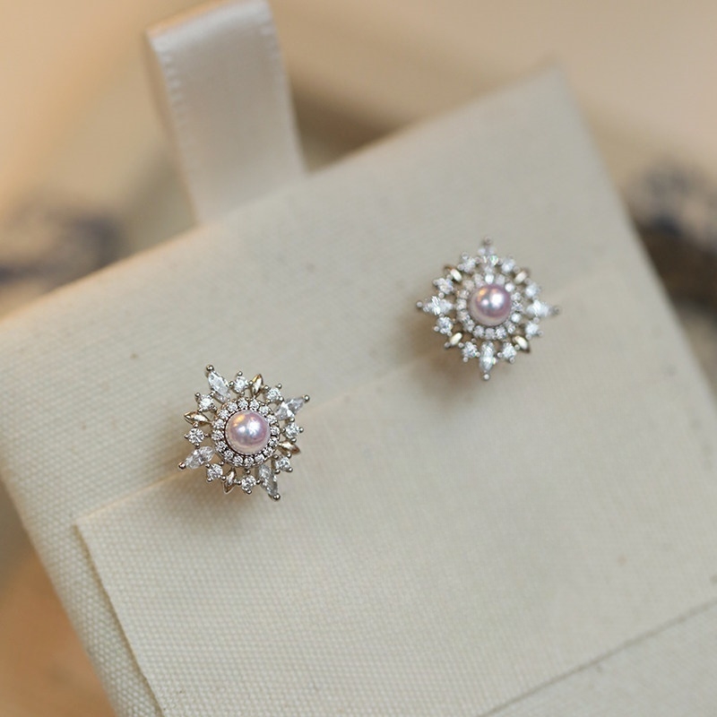 Elegant Imitation Pearl & Zircon Flower Stud Earrings for Women