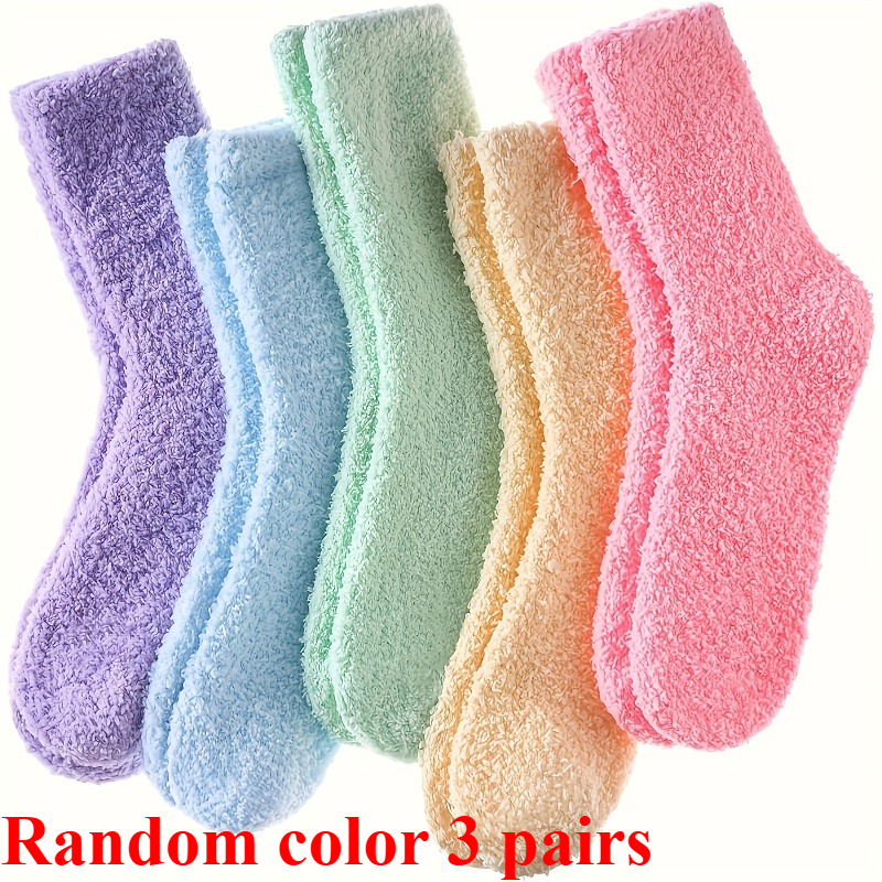 E-shop Weiche bequeme Wintersocken, 2 Paar (4 Stk.)/3 Paar (6 Stk.) mittelhohe Socken in zufälligen Farben, verdickte Damensockenüberzieher sind weich