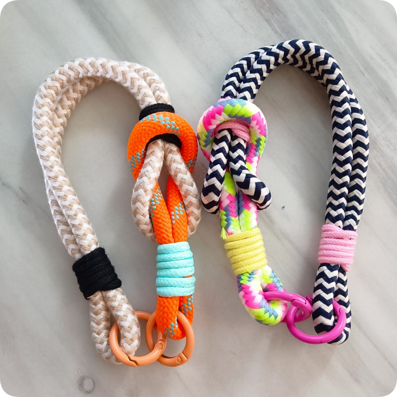 TEMU 2pcs Women's Keychains - Red And With Herringbone Pattern - 6 Colors Durable Key Organizer - Gift For , Suitable For Birthdays And Anniversaries