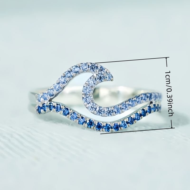 Women's Gradient Blue Synthetic Zirconia Ocean Wave Ring, Elegant Gift