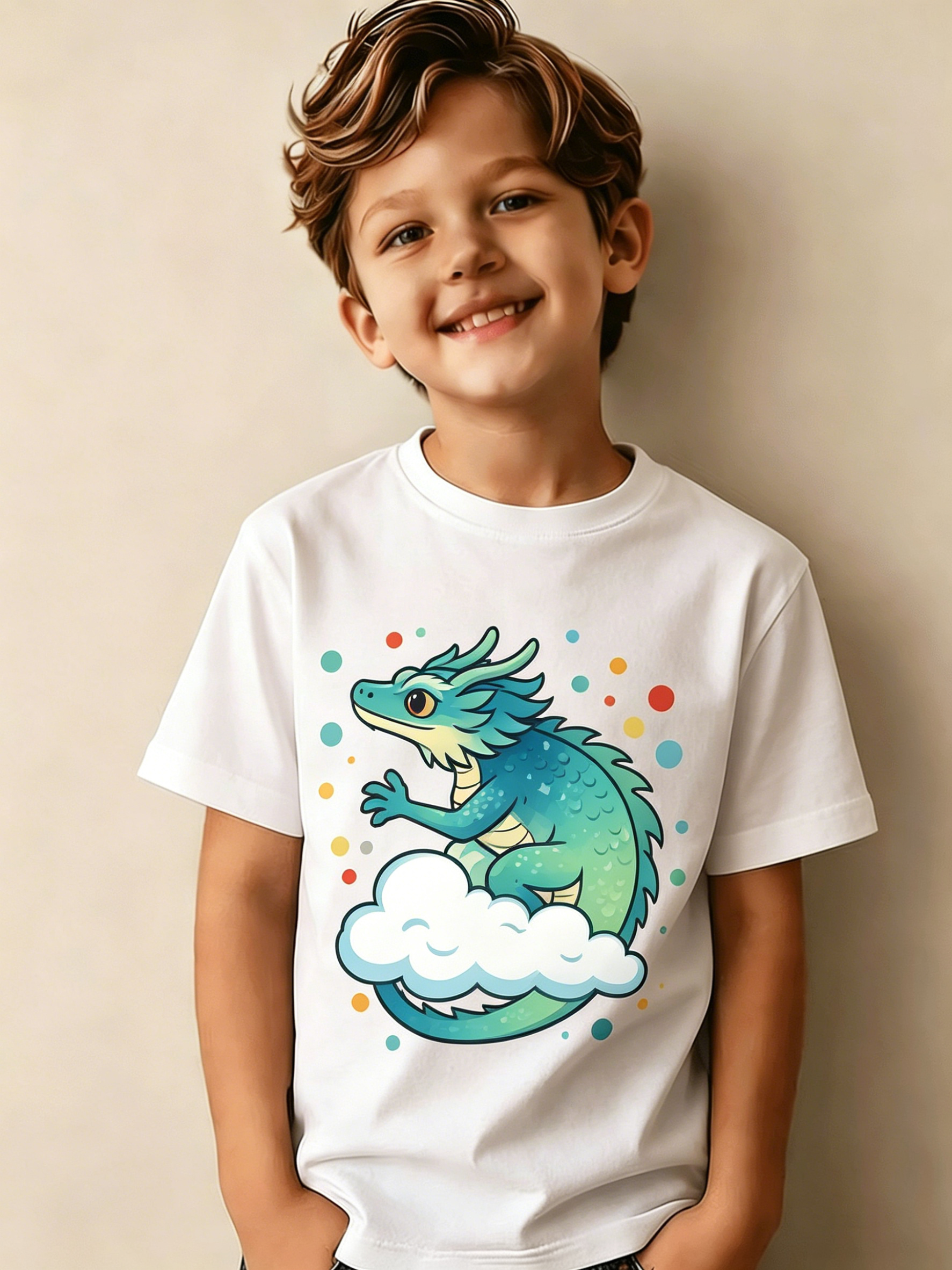camiseta   para niño con estampado   de   auspiciosas y   de estilo chino, diseño de   de dibujos animados en verde  , estilo  , relajante y adorable, casual,   y de moda, adecuada para     y ropa escolar