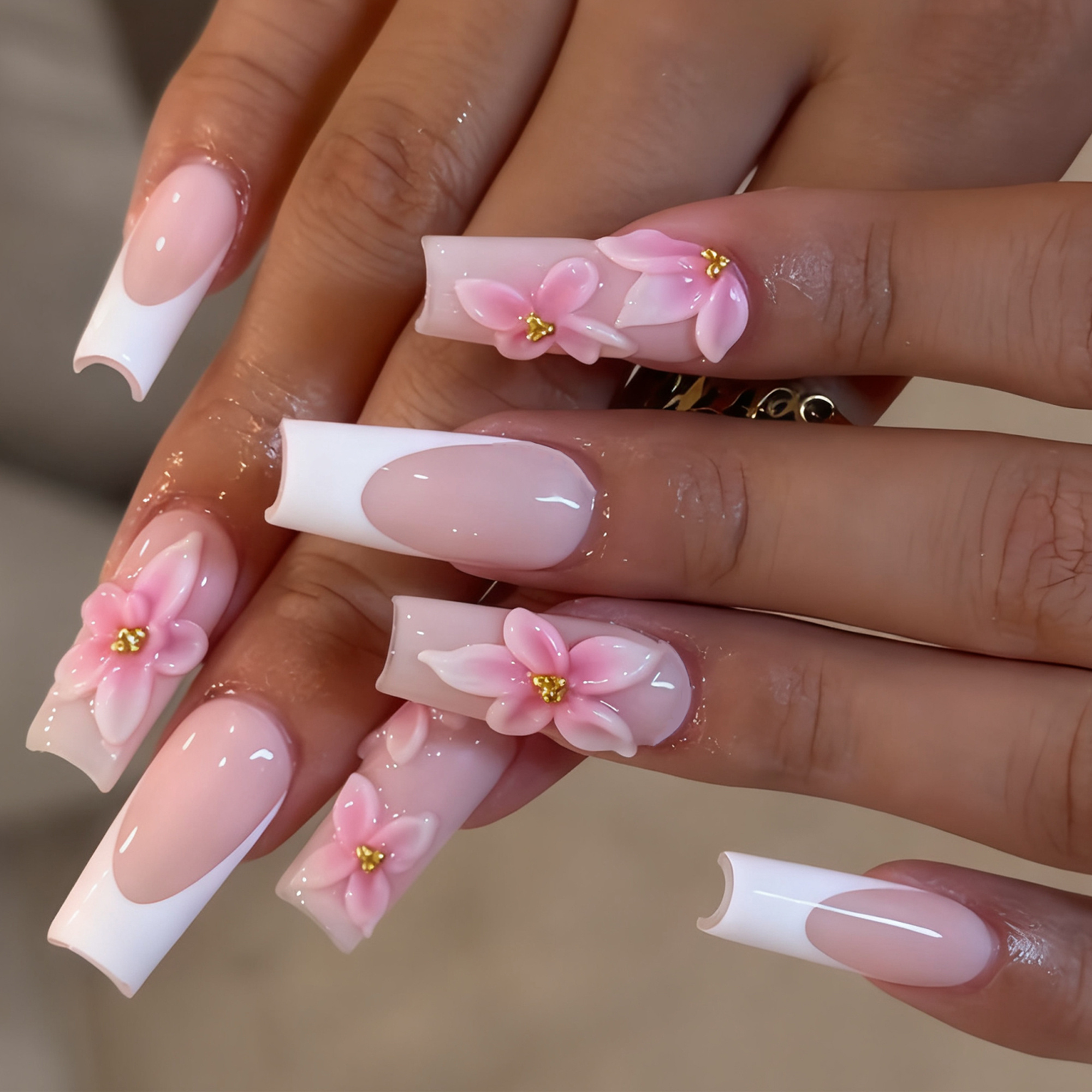 E-shop Verbessere deine Schönheit 24 Stück Wasserrohr Nagel Klassisch Elegant Nude Pink Glänzendes Pink Pull Glue Blume Goldenes Stahlkugel Gestreift