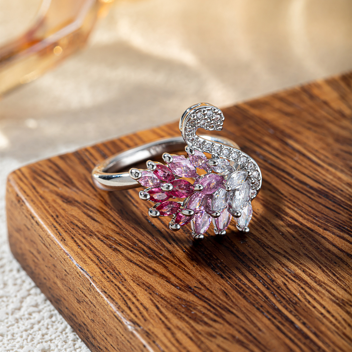 Women's Elegant Swan Ring, Plated Jewelry Gift