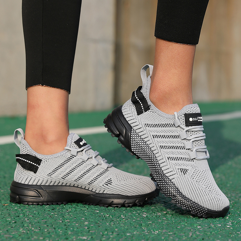 Women's Thickened Wide Toe Running Shoes