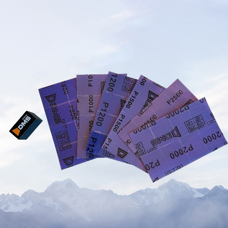 E-shop Ein Werkzeug und sechs Arten von Schleifpapier, entwickelt für detaillierte Schleif- und Polierarbeiten, mit fortschrittlichen Feinkörnungen in