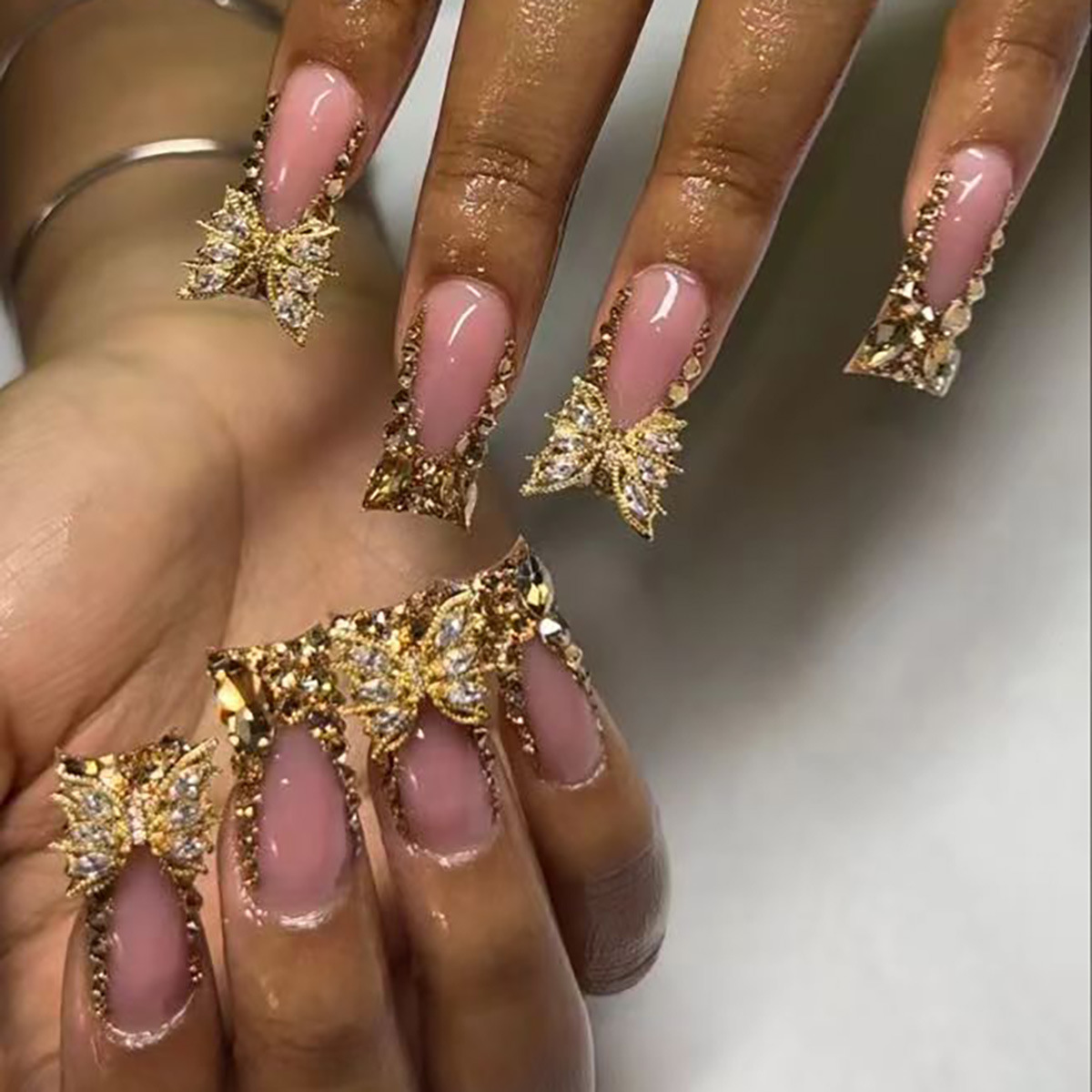 

24pcs Long Duckbill Press-on Nails With Golden Glitter French Tips & 3d Rhinestones - Glossy Pink Artificial Nails For Women, Elegant And Cute Stick-on Design, Cute Press On Nails