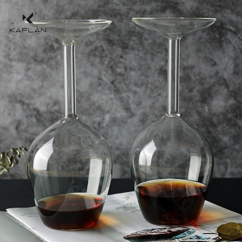E-shop 1/2/4 Stk. Umgedrehter Glasbecher | Weinglas – Geeignet für Kaffee, Milch, Rotwein, Bier, Früchtetee, Kaltgetränke, Lustige Möbel,