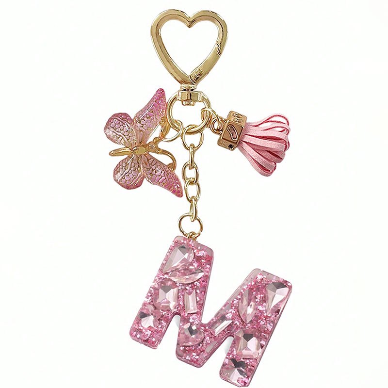 E-shop 26 Buchstaben zur Auswahl, rosa glänzender Buchstaben-Schlüsselanhänger, mit rosa Schmetterling Blumenquaste, glänzendes Design, modischer