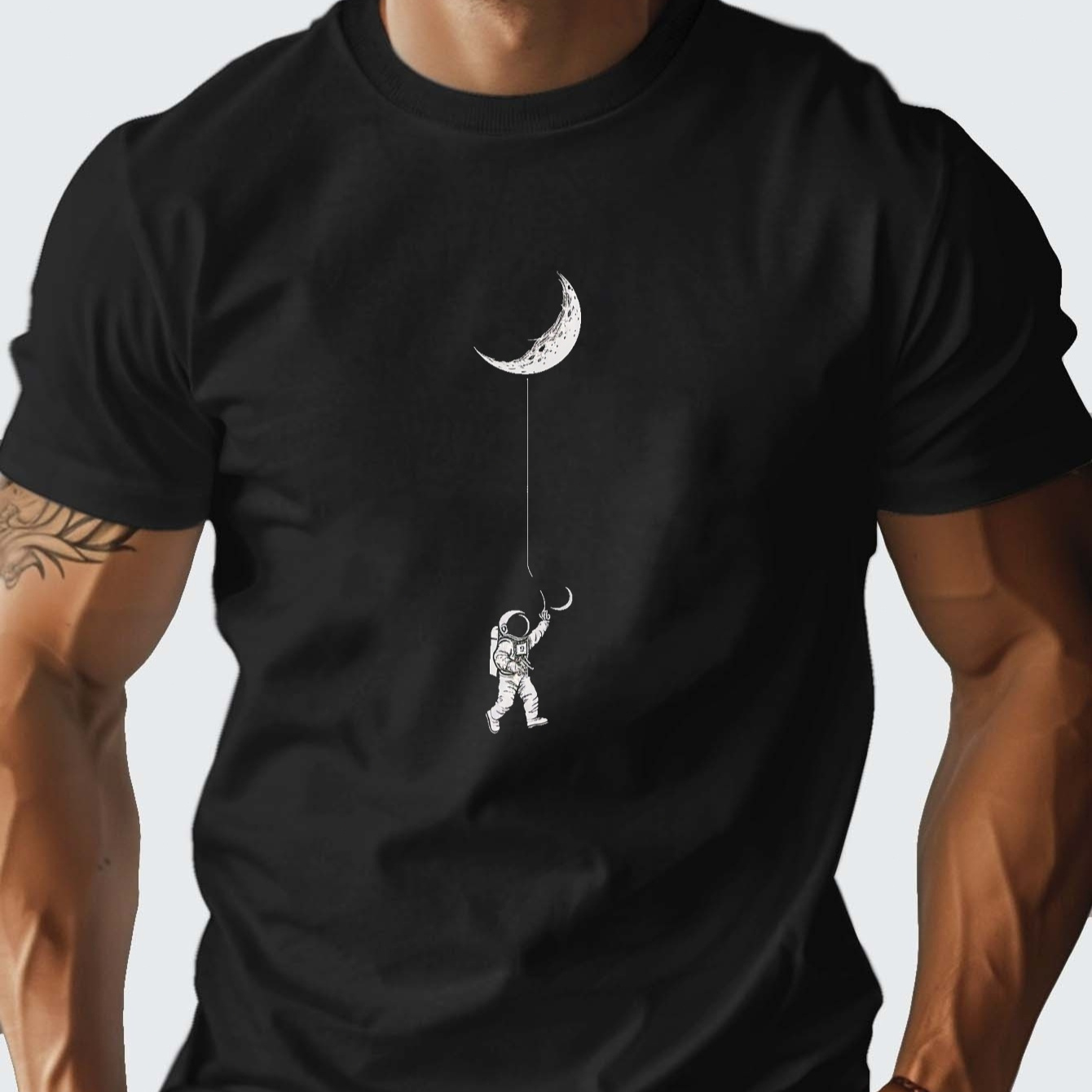 

Astronaut Kite Moon Printed Men's Comfortable T-shirt, Suitable For All Wearing 180g Pure Cotton Casual Sports Short Sleeved T-shirt