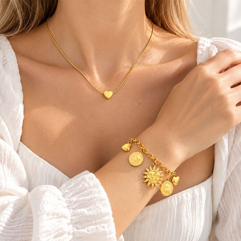 2pc Women's Heart Pendant Necklace & Bracelet Set