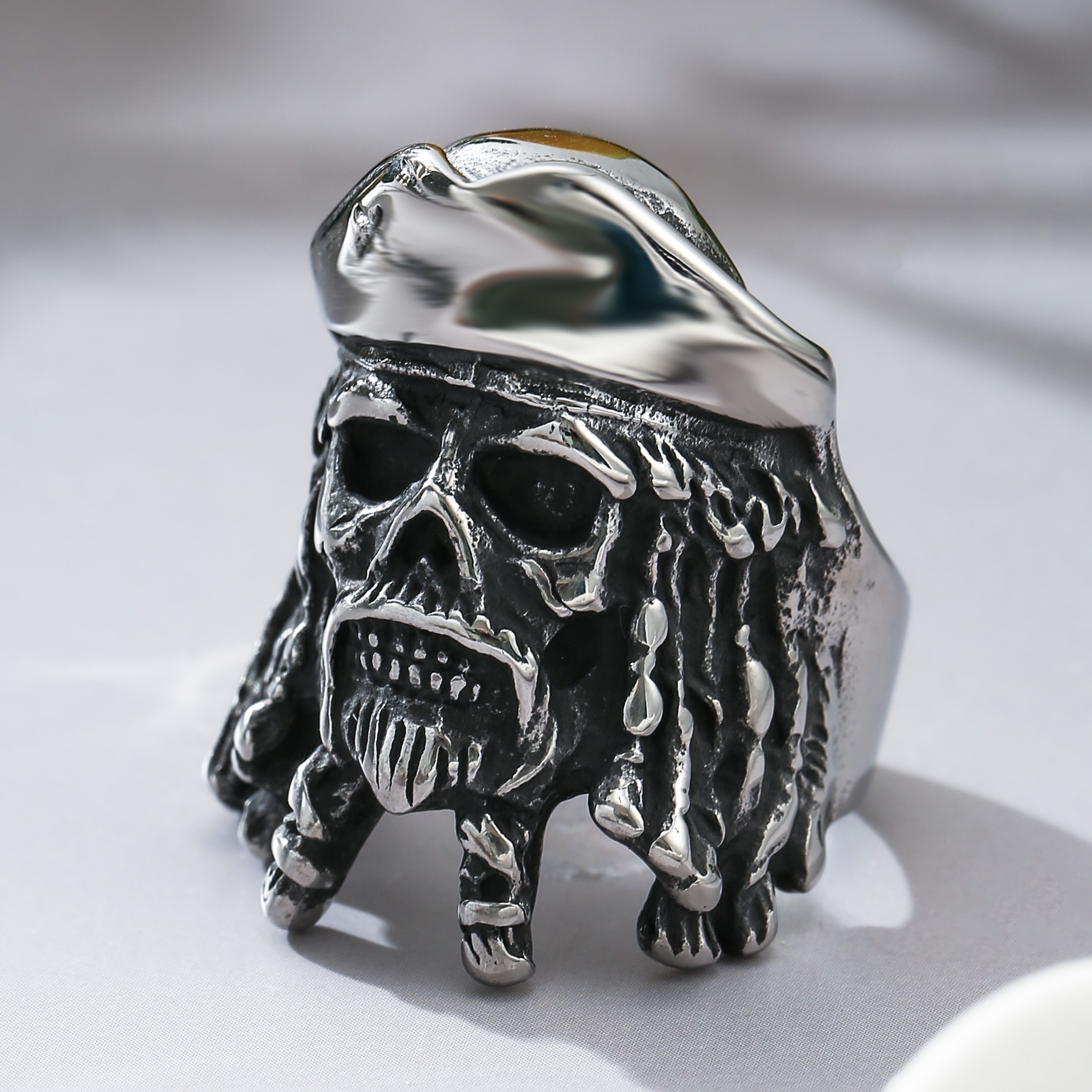 Image of Vintage Antique 304l 304l Stainless Steel Pirate Skull Band Ring For Men, Trendy Fashion Style Embossed , Cool Dark Fashion Accessory, Without Battery