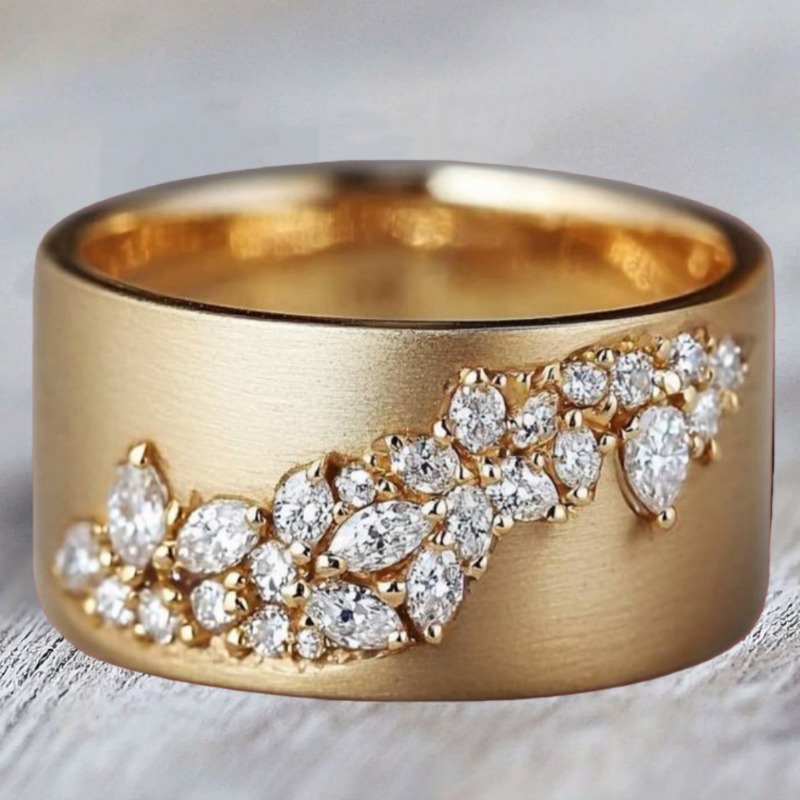 Women's Silvery Wide Face Plant Leaf Pattern Ring, Unique Design