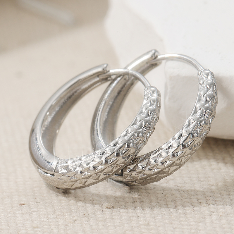 Women's Bright Silvery Rhombus Engraved Surface Hoop Earrings