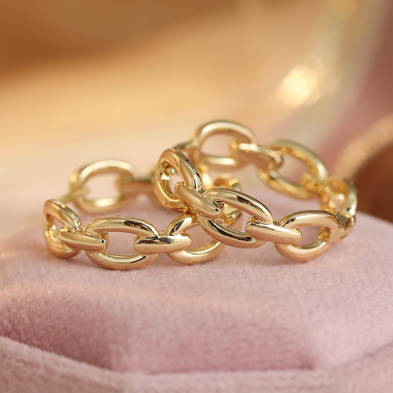 Golden Color Smooth Chain Women's Ear Ring Link Design