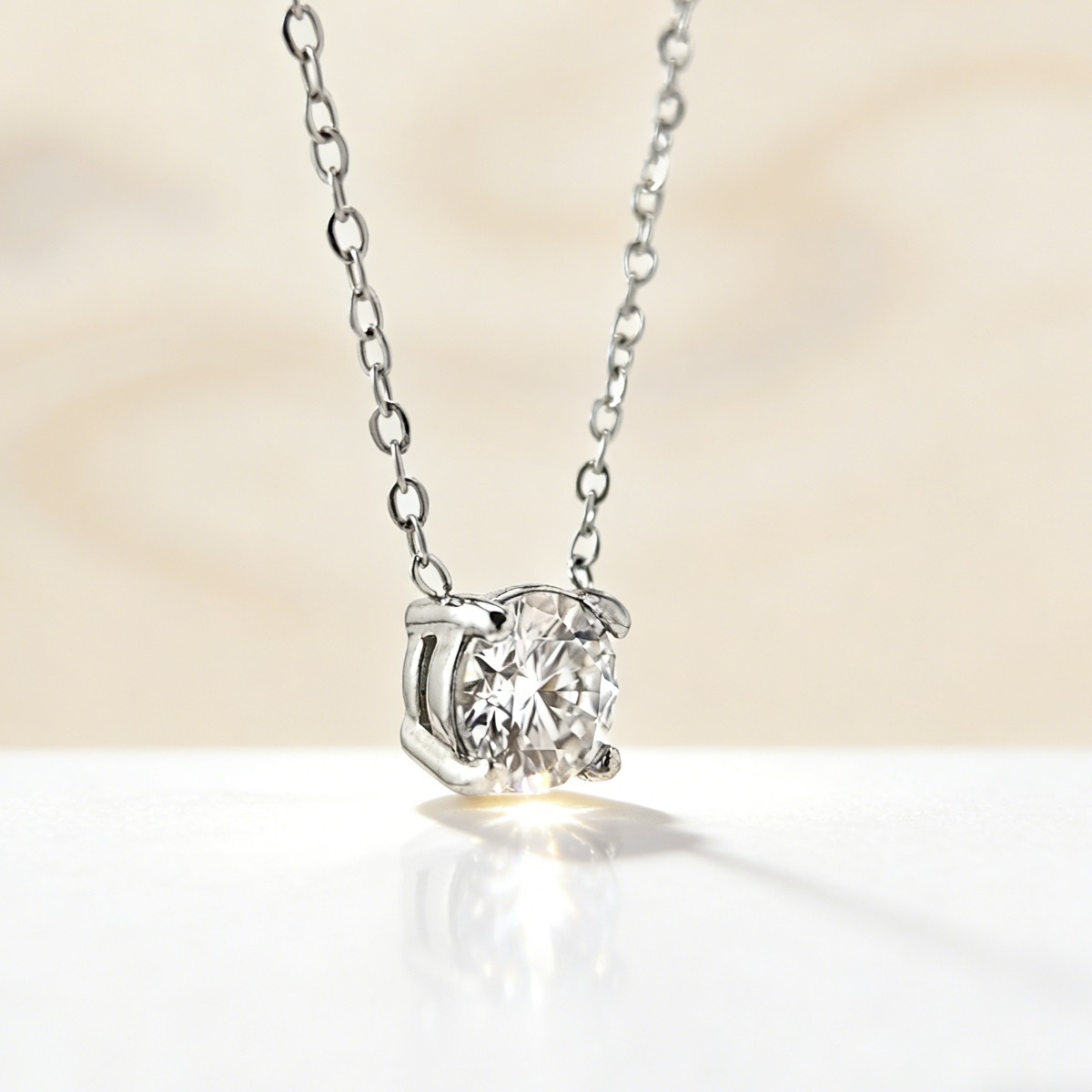 1.0 Carat Classic and Sparkling Round-Cut Moissanite Pendant Necklace