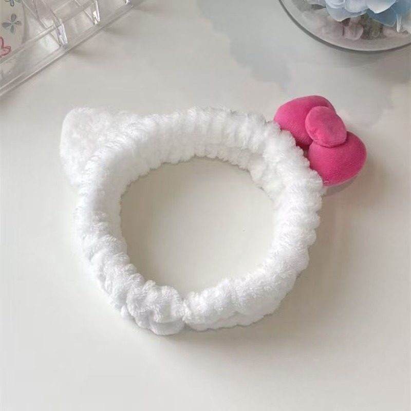 E-shop Damen Flanell Stirnband mit rosa Herz und weißen Flügeln - Weicher Stoff, ideal zum Gesicht waschen und Haarstyling, stilvolles Haaraccessoire |