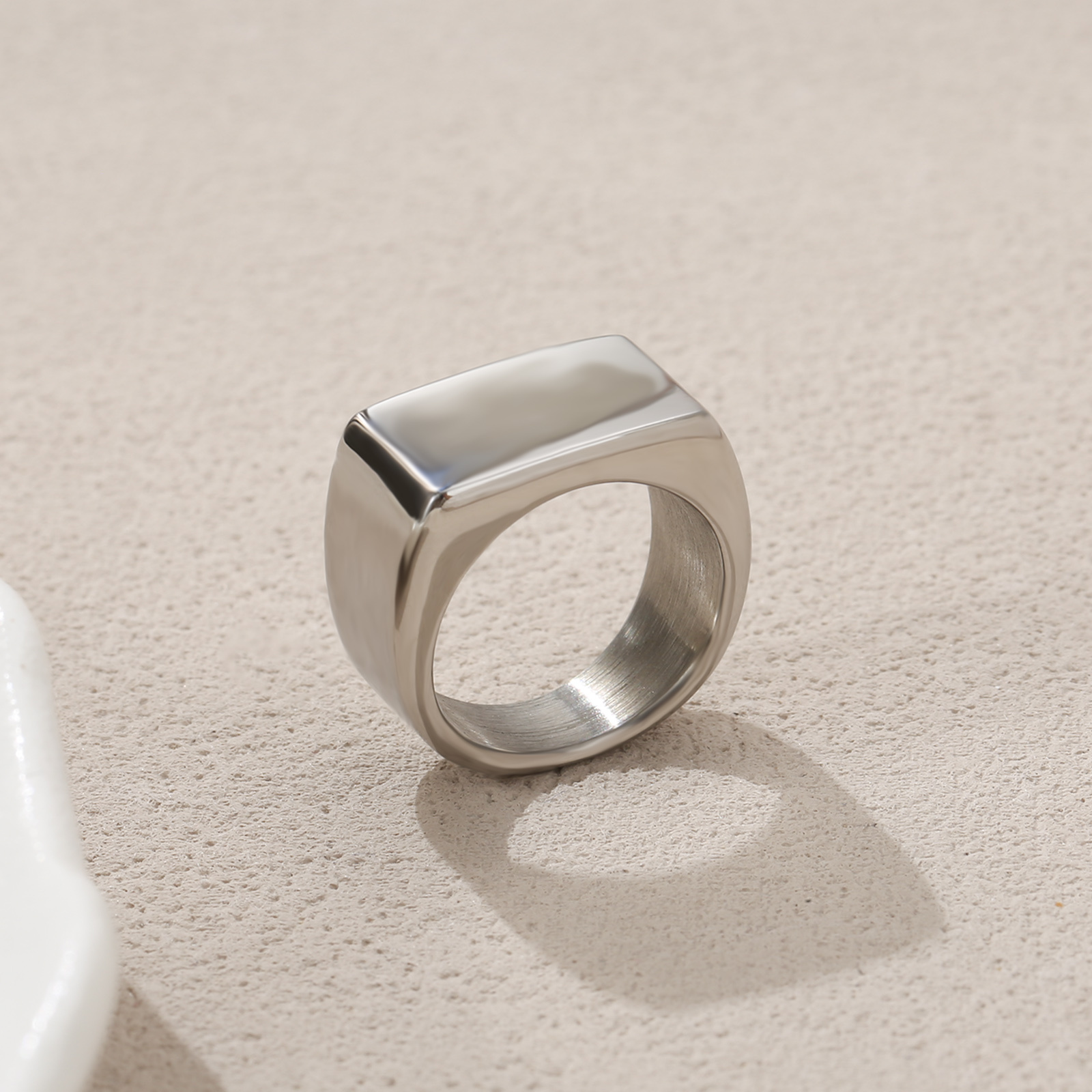TEMU A Single Piece Of Polished 304l 304l Stainless Beveled Signet Ring, Designed In A Minimalist For Men, Perfect As A Gift Or For Personal Use,