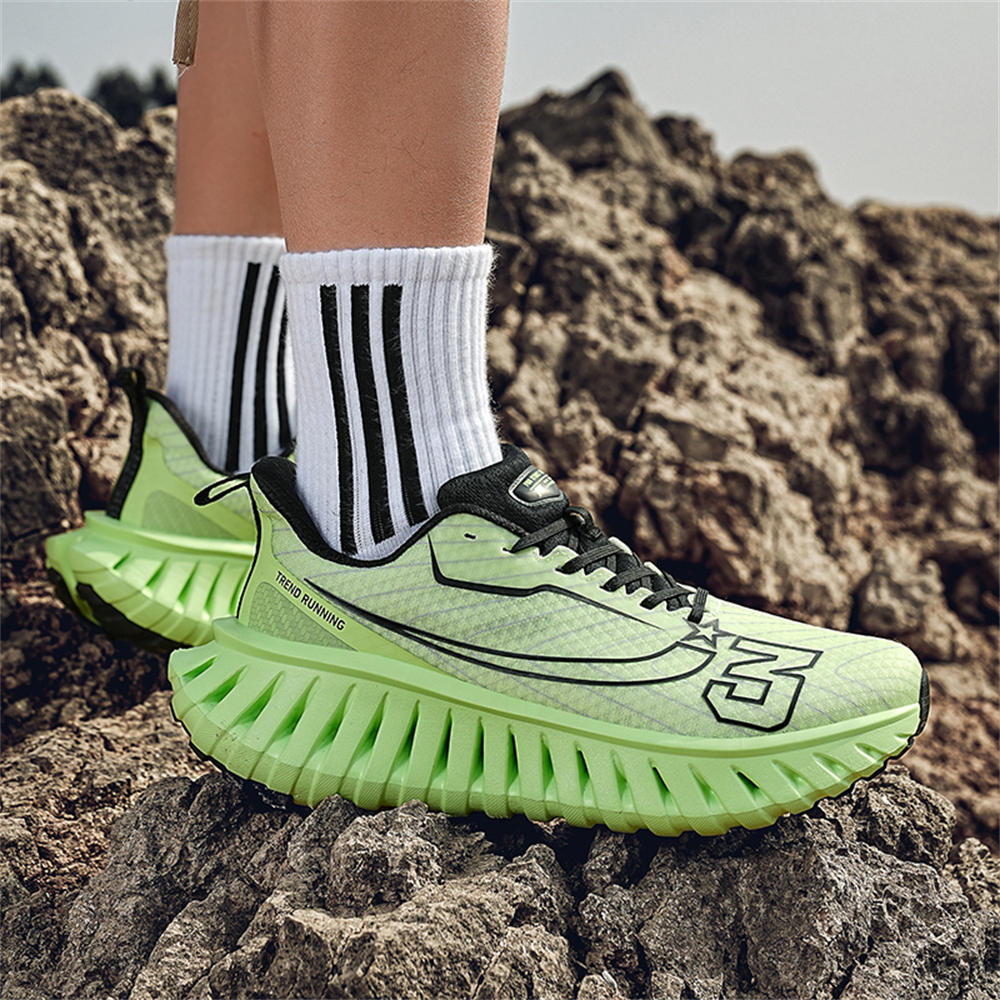 Carbon Plate Technology - Men's Road Running Shoes, Thick-Soled Casual Sneakers for Men, Comfortable and Breathable Fabric Upper, Cushioning and Shock-Absorbing MD Midsole, Slip-Resistant and Wear-Resistant Rubber Outsole, Low-Top Lace-Up Closure