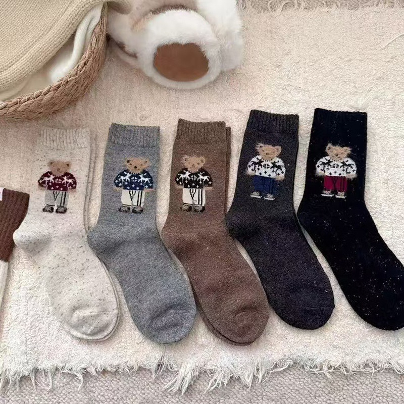 TEMU 5 Pairs Of Combination Socks For Women In Autumn And Winter Cute Cartoon Bear Women In Middle Tube Warm Middle Tube Plus Velvet Thick Pile Of