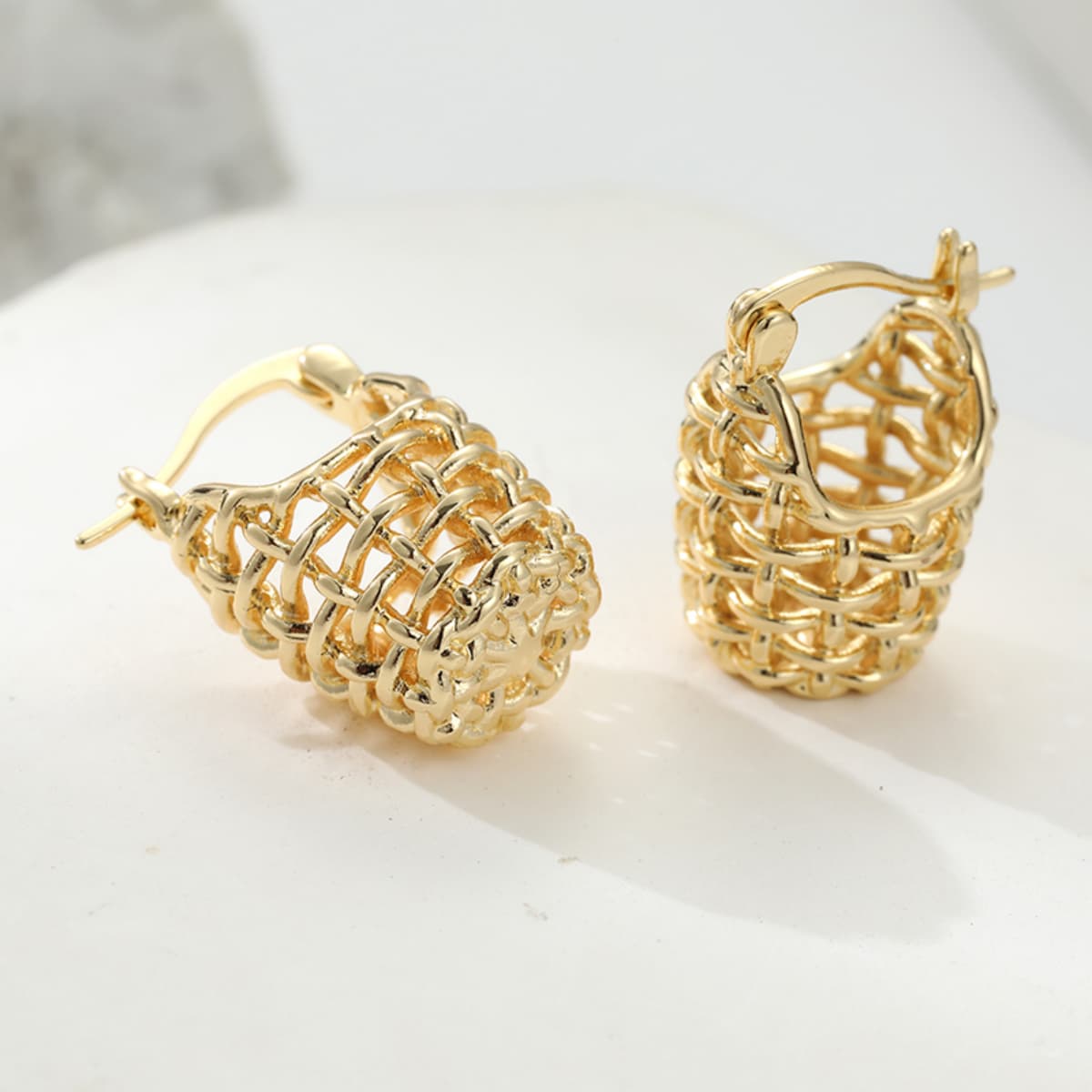 Women's Copper Woven Basket Hoop Earrings