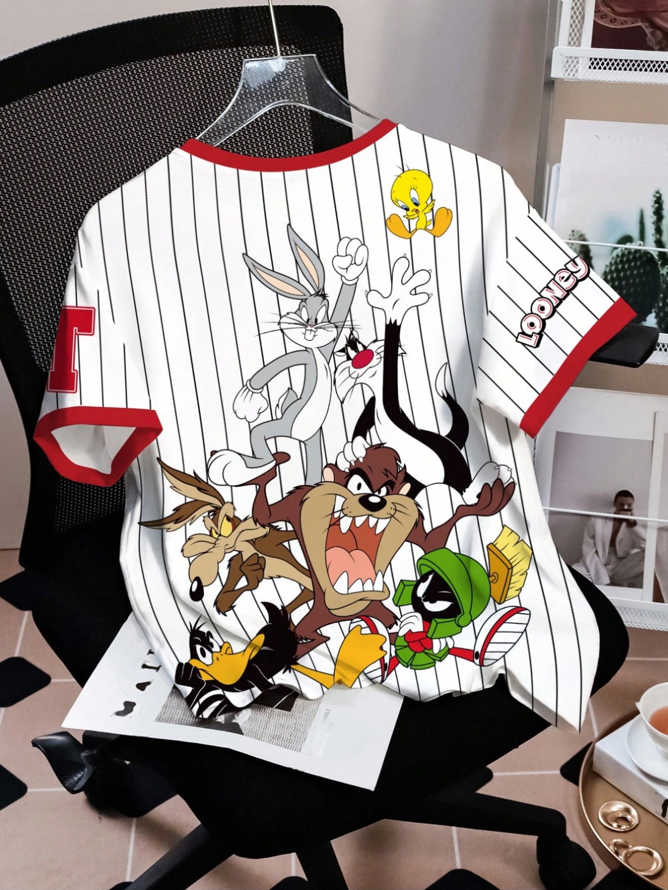 nueva colaboración    , camiseta de manga corta innovadora y creativa para hombre, estampado de   a  , ropa casual y cómoda de cuello   para uso  