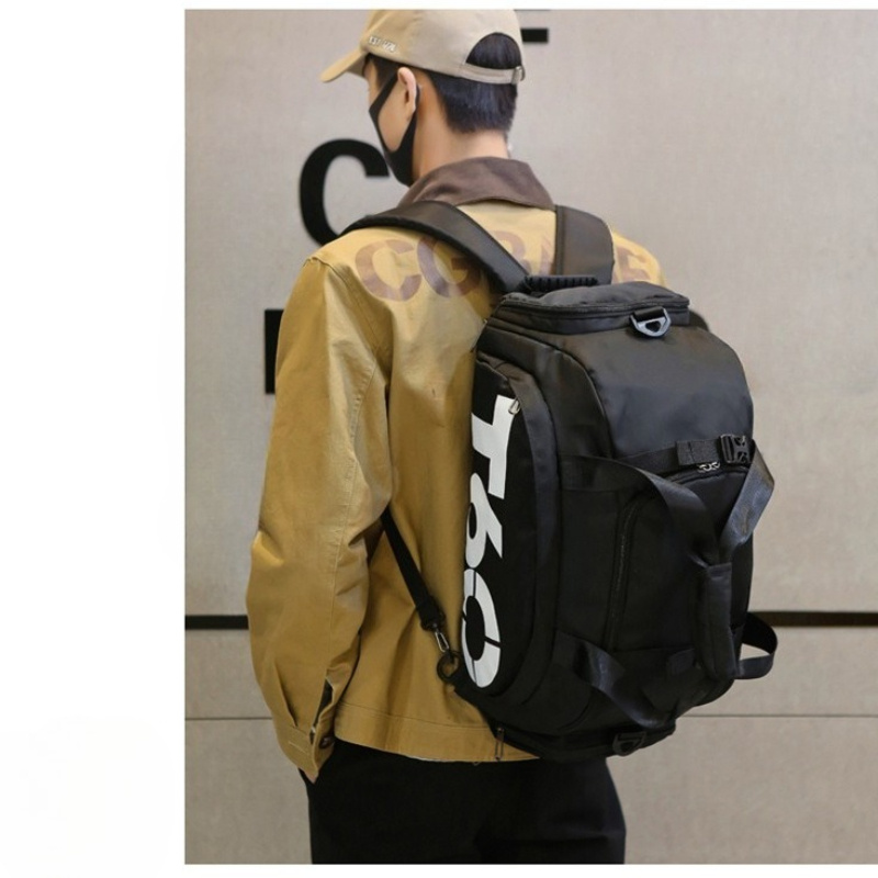 Spacious Gym Bag Suitable for Football, Travel, And Everyday Use, Featuring a Separate Shoe Compartment, Available in Various Colors And Equipped with Multiple Pockets. Perfect for Sports Trips, Swimming, Taekwondo, Football, Gym Activities