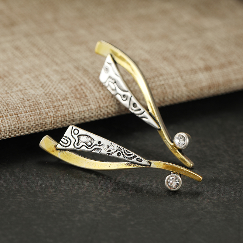 Women's Minimal Retro Two-Tone Curved Long Drop Earrings