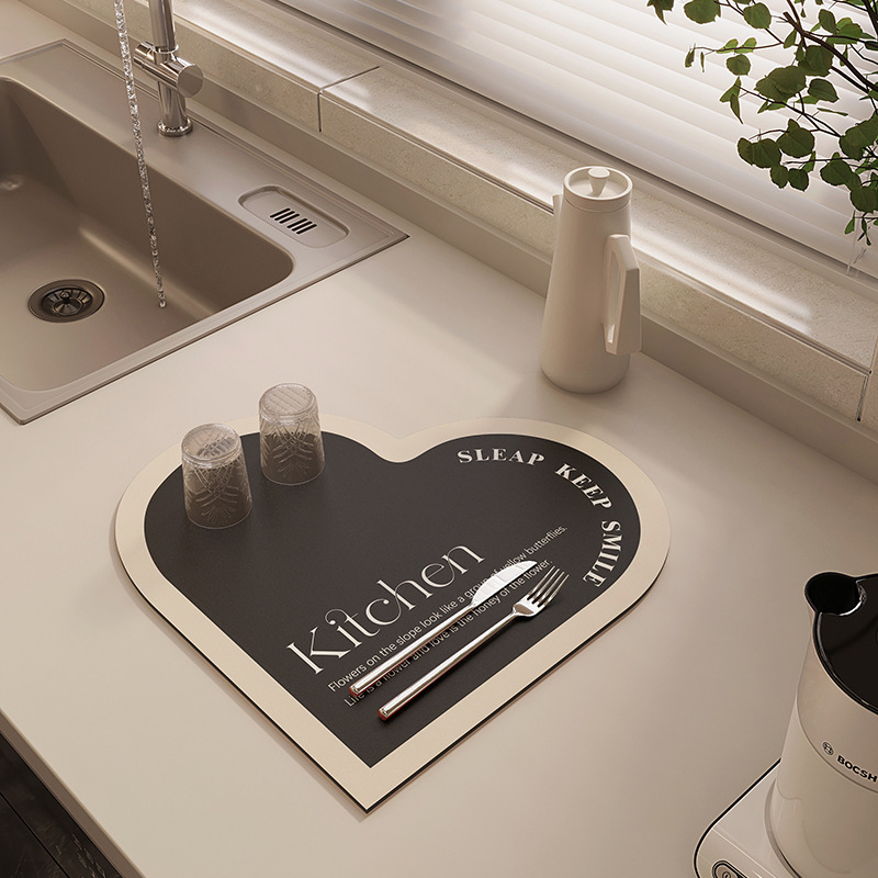 TEMU Tapis de séchage de cœur pour plan de travail de cuisine, 1 pièce, style crème, tapis de séchage pour vaisselle à de l'évier, tapis absorbant de