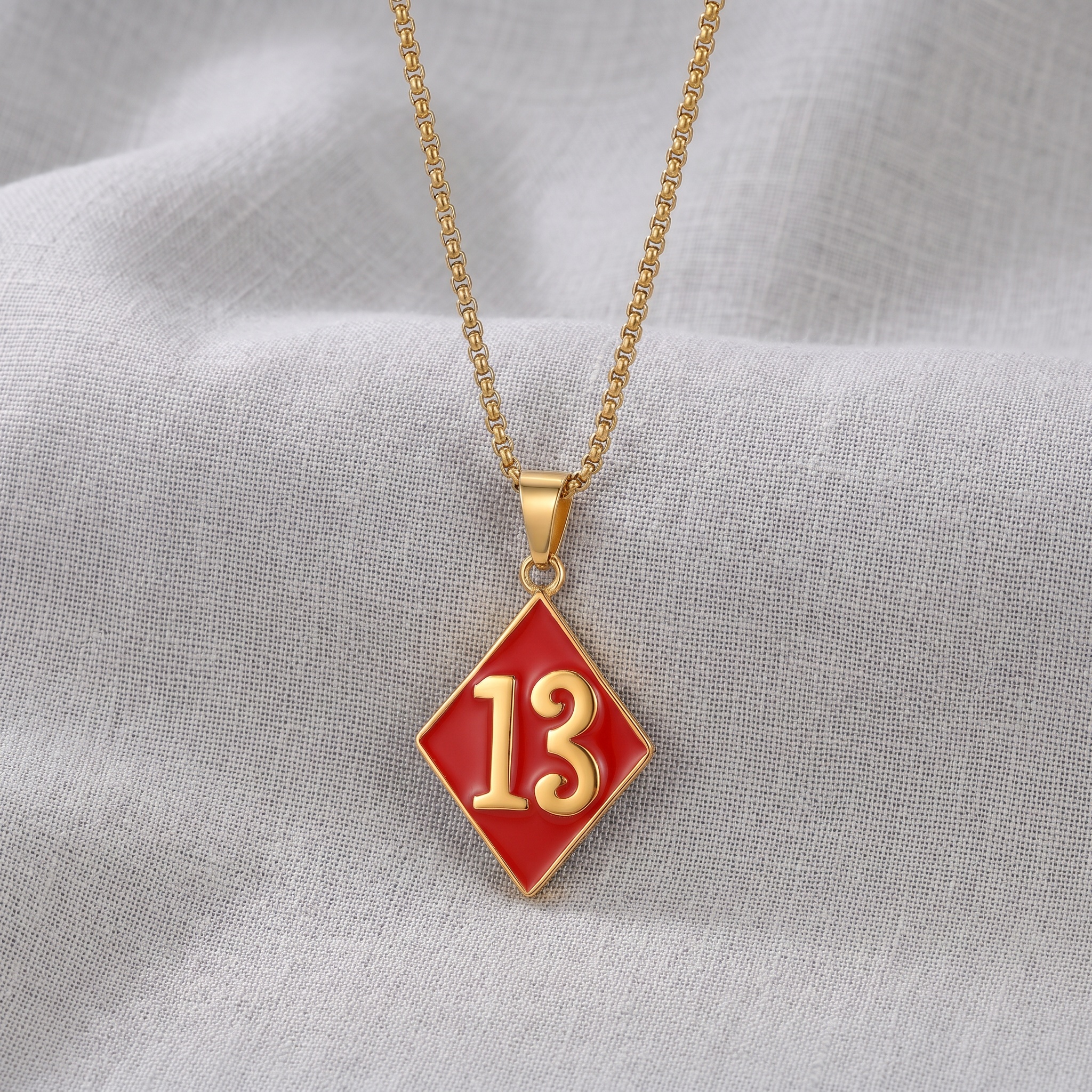 TEMU Lnchran Red Background 304l Stainless Steel Necklace, Style Niche Neck Accessory