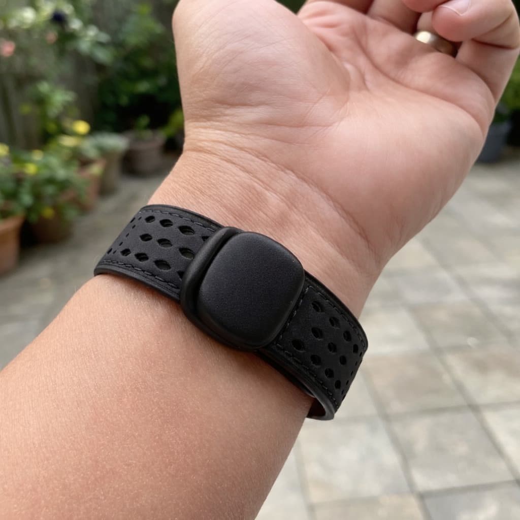 Men'S Genuine Leather for apple Watch Band | Rugged European And American High-End Crazy Horse Leather With Magnetic Clasp | Retro Breathable Hole Design | Compatible With Titanium 316 Stainless Steel | Fits for apple Watch Series 10, 11, 9, 8, 7