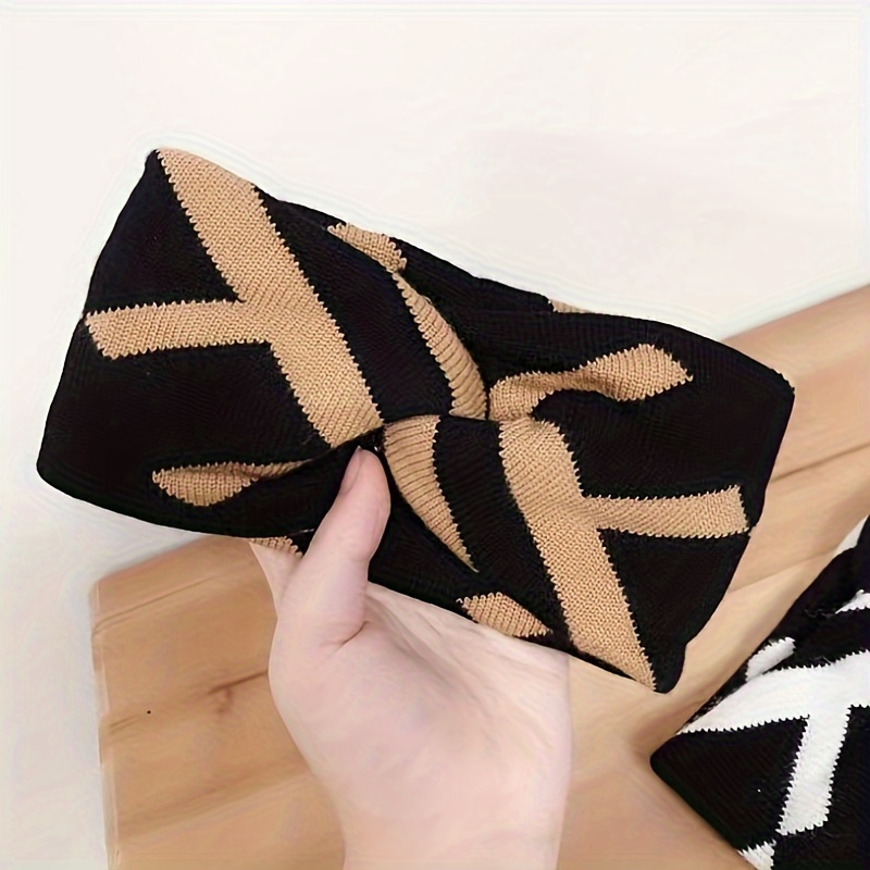 Elegant Brown Headband with Black Pattern Generic 1pc Women main image 2