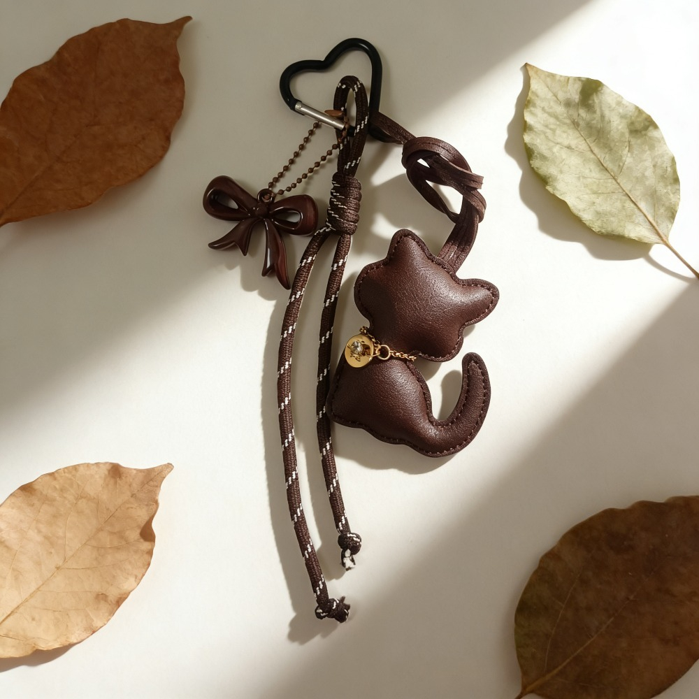 TEMU 1 Set Women's Cat Key Chain, With Heart Pendant And Bow Pendant, Fashion Bag Charm And Car Key Accessory, Luxurious Handmade Key Chain, Suitable
