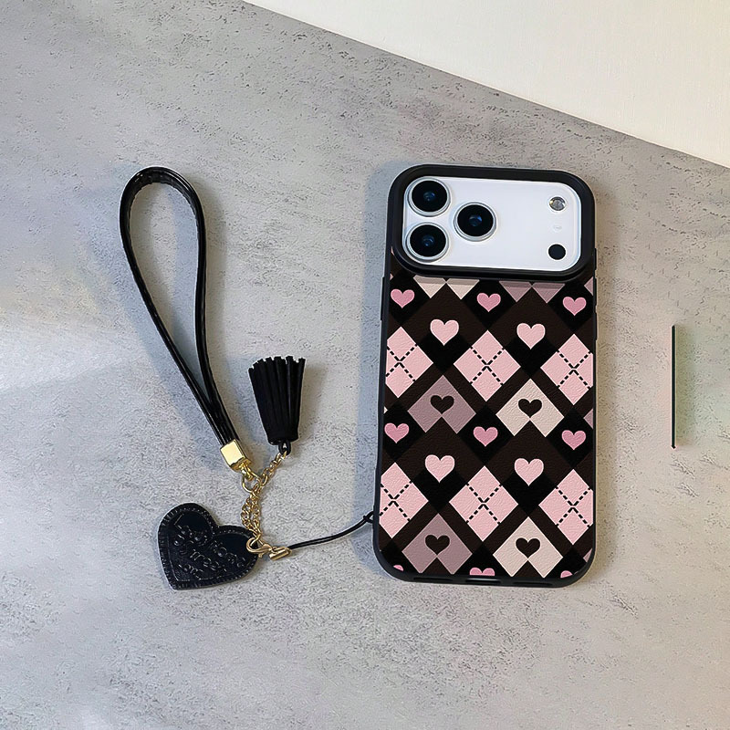 TEMU Coque de téléphone : Lot de 2 : coque de téléphone souple , à motif cœur à carreaux roses et noirs, texture litchi, -chute et antidérapante +