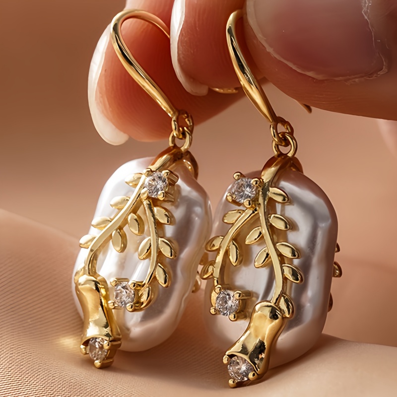 Image of Vintage Inlay Synthetic Zirconia Imitaion Leaf Branch Drop Earrings For Women Banquet Wedding Holiday Elegant Golden Earrrings Jewelry Gifts