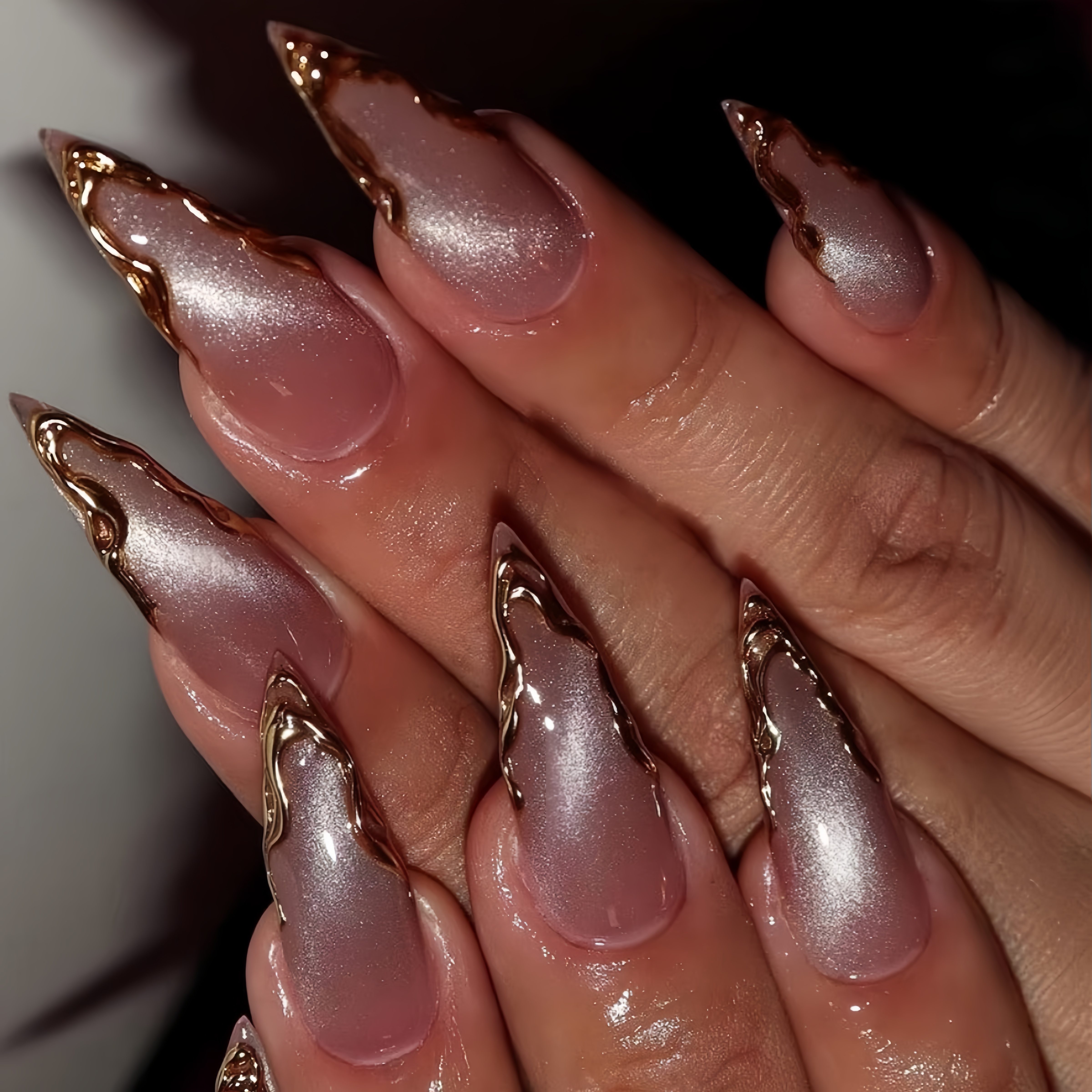 TEMU 24pcs 3d Golden Striped Ombre Relief Pattern Pink Nail Medium Length Almond Shape Women's Wearable Nails Detachable False Nails Press-on Nails