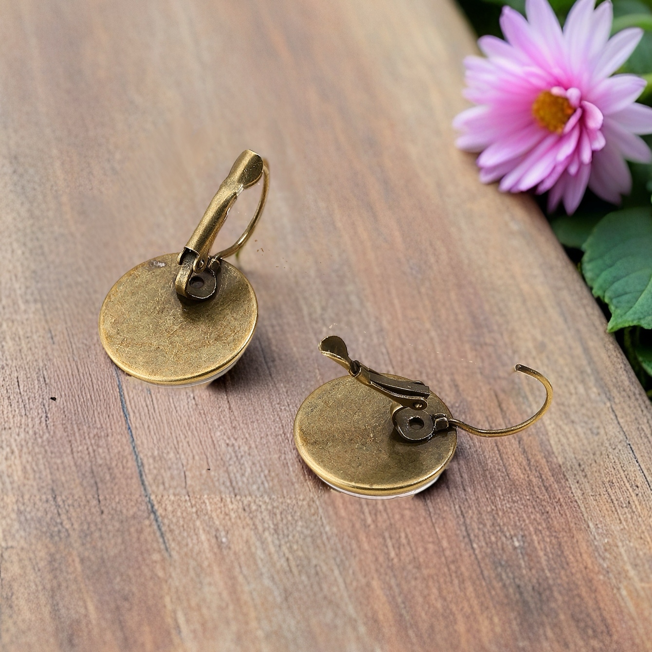 Men's Minimalist Wreath Bell Clip-On Hoops