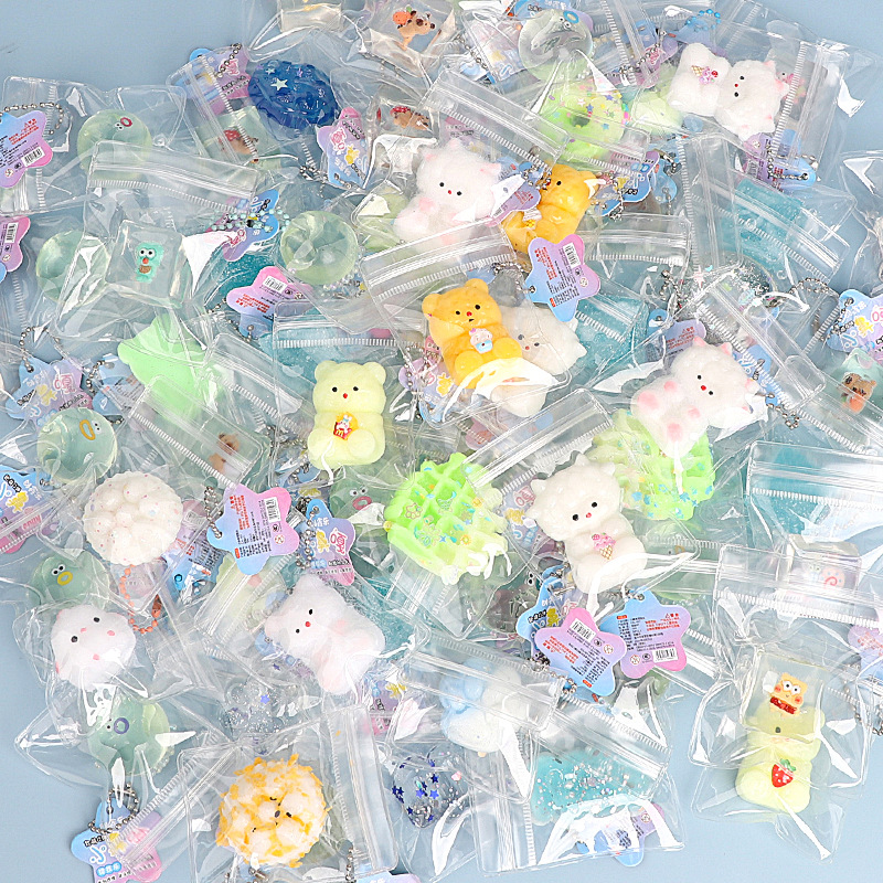 TEMU 20 Random Keychains, Adult Mini , Food-shaped Keychains, Portable Bag Pendants, Car Key Decorative Accessories, Surprise Gifts For