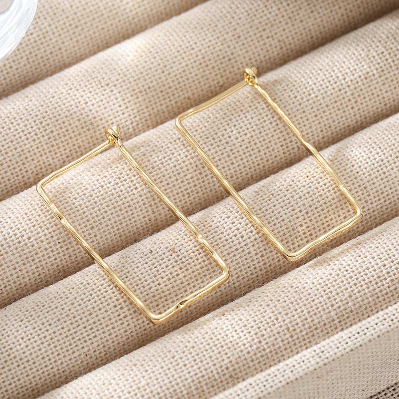 Women's Simple Square Hammer Pattern Earrings, Daily Commuting